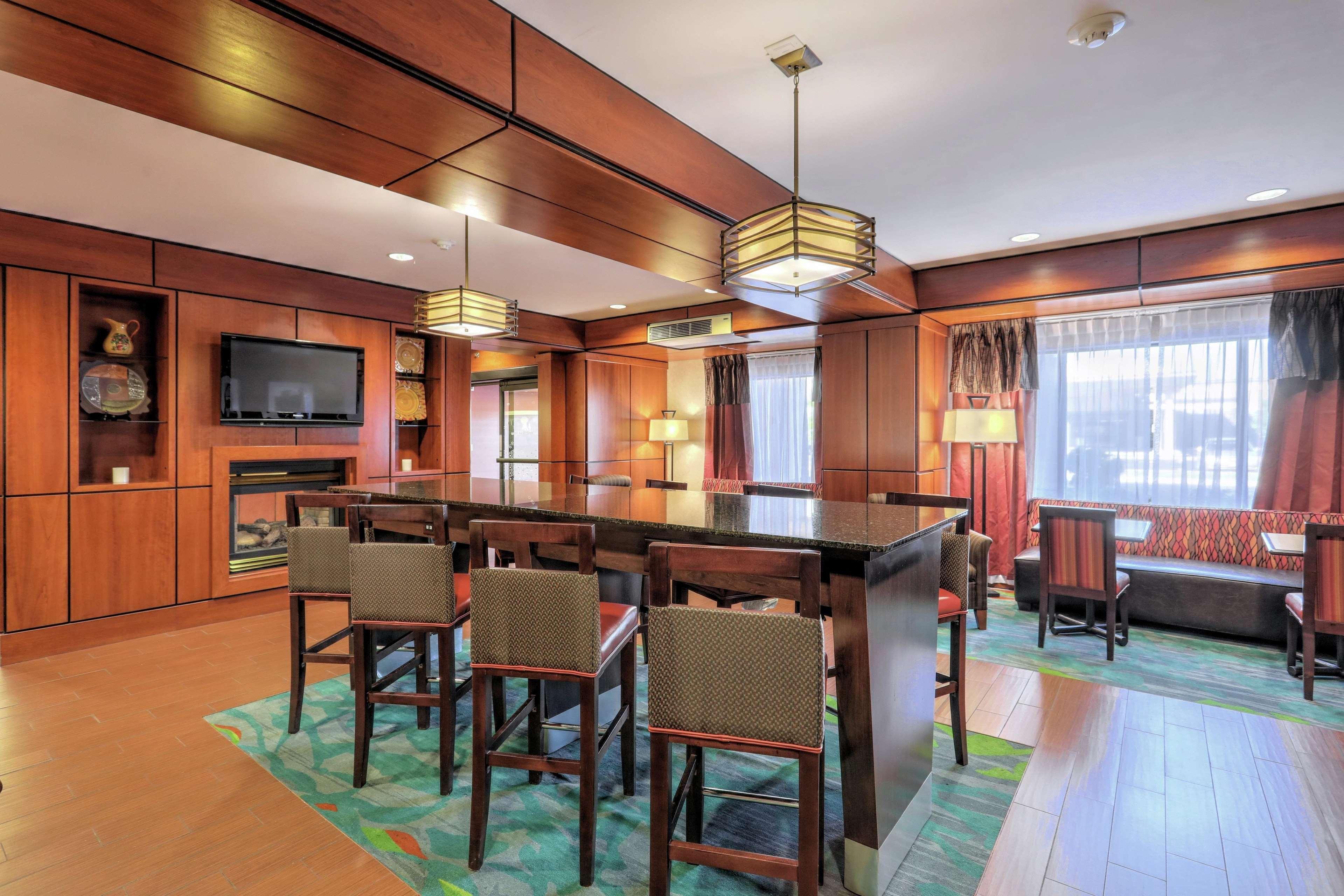 Hampton Inn Batavia Eksteriør bilde
