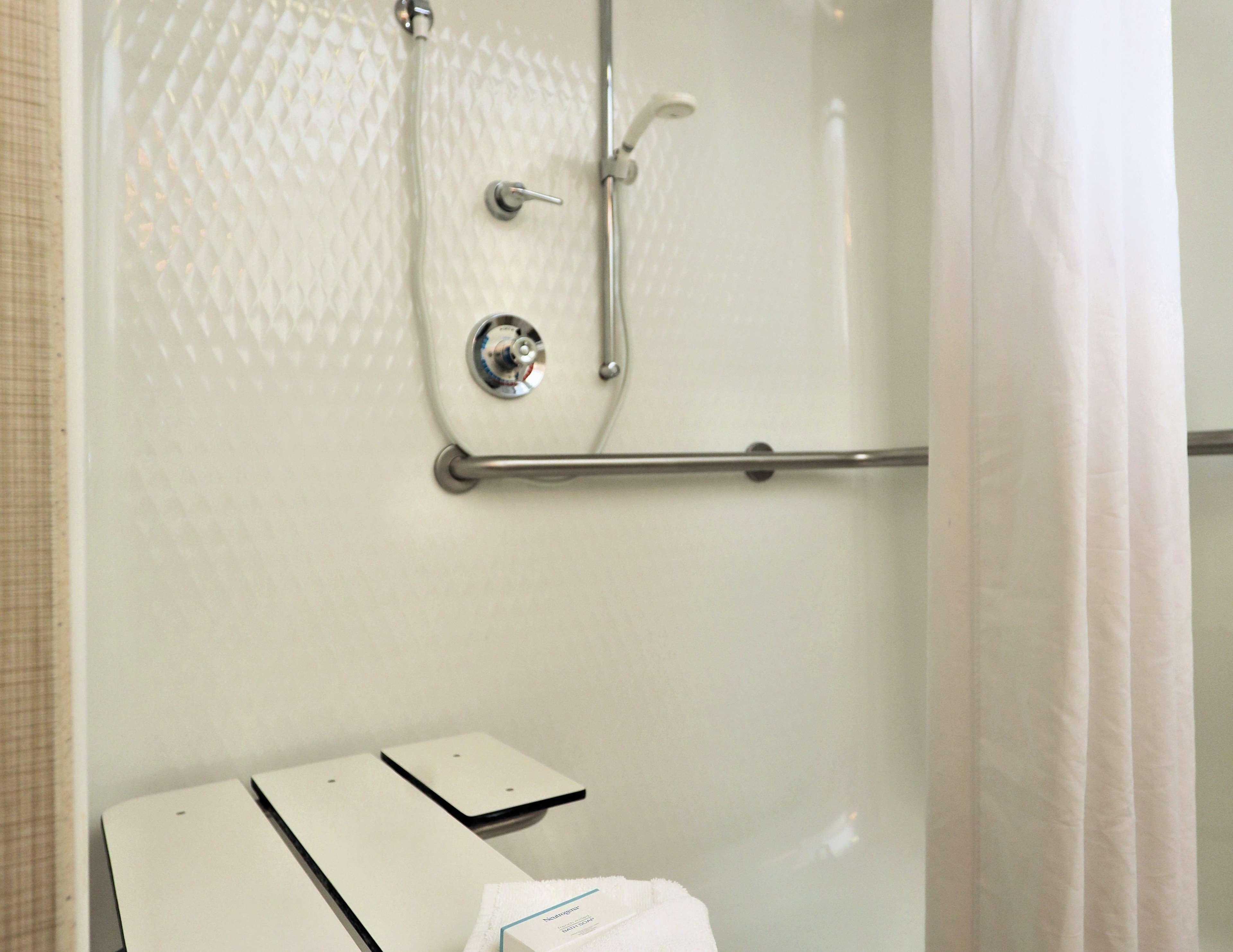 Hampton Inn Batavia Eksteriør bilde