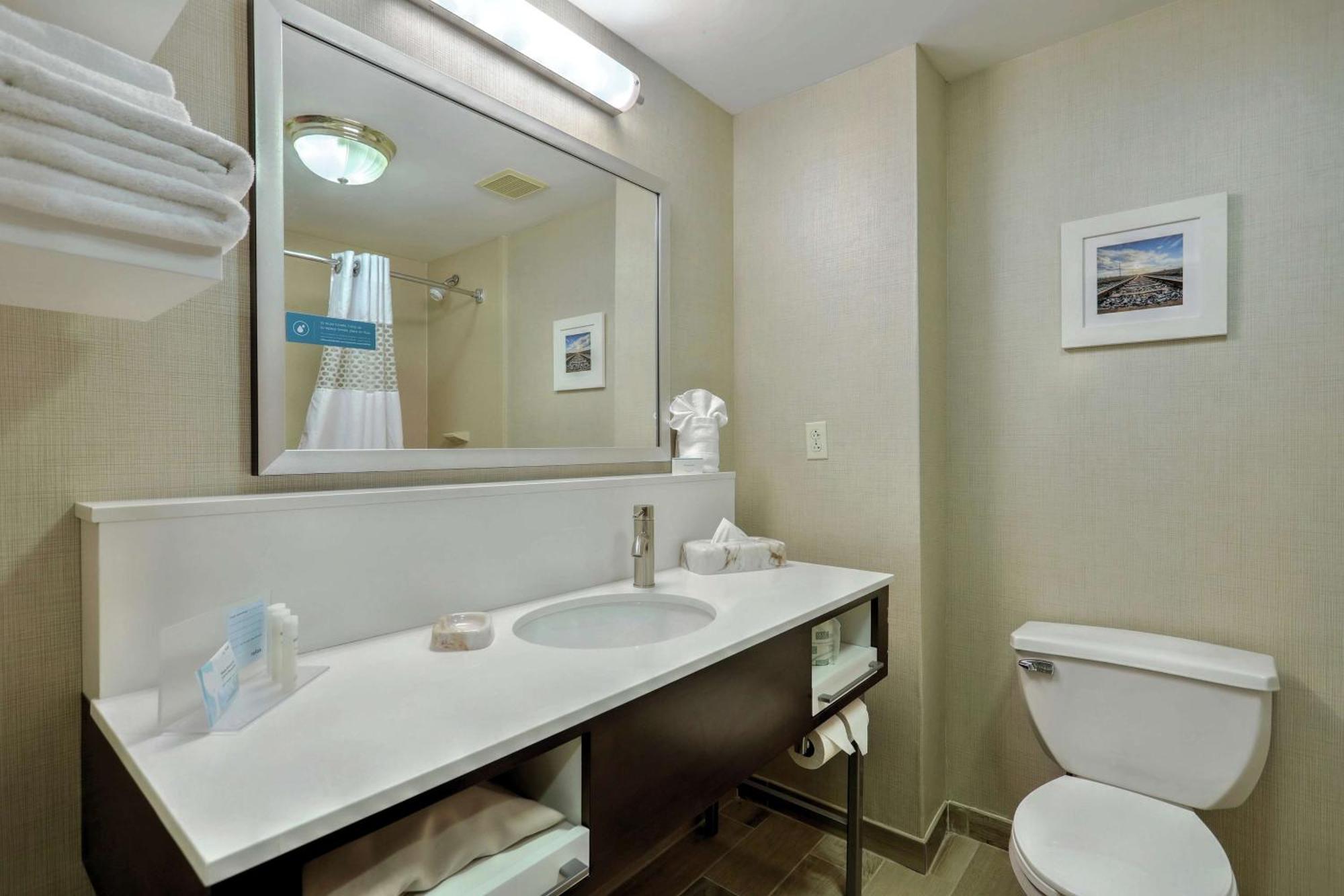 Hampton Inn Batavia Eksteriør bilde