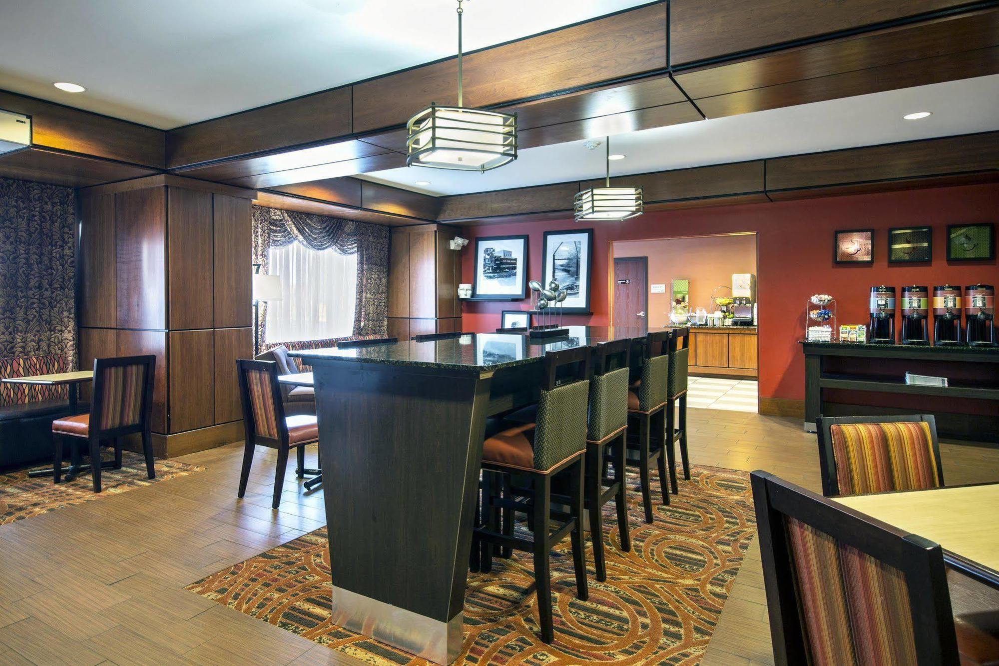 Hampton Inn Batavia Eksteriør bilde